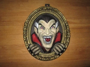 Vintage Rubies Dracula Vampir 3D Halloween Tür Wandbehang Bilderrahmen Form - Bild 1 von 2