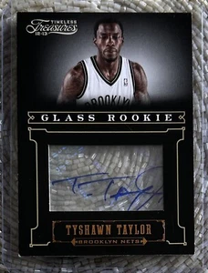 2012-13 Panini Timeless Treasures Vetro Auto/475 Tyshawn Taylor Rc - Foto 1 di 2