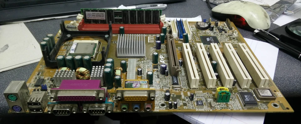 PcPartner P4X533AS4-A52 Socket 478 Motherboard with CPU & 512MB - Image 1 of 1