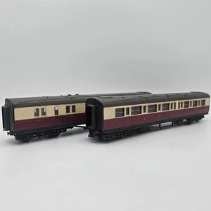 OO Gauge 2x Hornby Blood And Custard Coaches Maßstab 1:76 "Weathered" - Bild 1 von 3