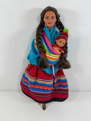 Bonecas Barbie peruana do mundo com bebê 1998 Mattel 21506 - Imagem 1 de 4