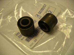 Genuine Front Footrest Bush Bushes X7 GS GSX 550 750 850 1000 1100 SZ Katana - Picture 1 of 1