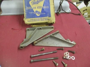 1951-54 Packard Engine Support Bracket Kit 436059 NOS - Foto 1 di 3