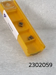 CPGT 21505 UF KC730 New Partial Package of 2 Kennametal Tungsten Carbide Inserts - Picture 1 of 3