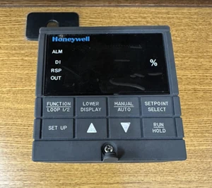 Controlador de temperatura Honeywell UDC3300 DC330B-KE-003-21-000000-00-0 **USADO** - Imagen 1 de 5