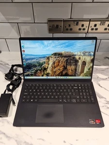 Very Good Dell Vostro 3515 15.6" School Laptop Ryzen 5 3450u / 16gb/ 256nvme Ssd - Afbeelding 1 van 10