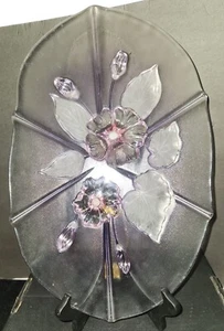 VINTAGE MIKASA "CALYPSO" PATTERN GLASS PLATTER WITH RAISED FLORAL PATTERN 16"L - Picture 1 of 4