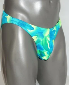 NEW MEN'S GREEN PRINT SWIMSUIT BRIEF - Picture 1 of 4