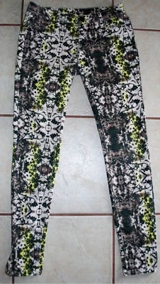 Juniors Sz Small Princess Vera Wang Kaleidoscope Skinny Pants Jeggings Pattern - Image 1 of 4