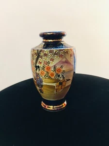 ANTICO VASO GIAPPONESE SATSUMA WARE PORCELLANA ISOKAMI DORI OLD VASE - Foto 1 di 8