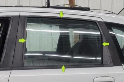 2009-2010 PONTIAC G3 LEFT DRIVER REAR DOOR GLASS WINDOW - Image 1 of 4