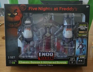 Figurina da collezione Five Night At Freddy’s Endo Series Classic Bonnie & Withered - Foto 1 di 6