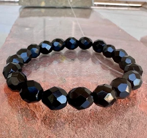 Schwarz Feuerpoliert 8 mm 20 Jet Tschechische Glasperlen Facettiert #GAR - Bild 1 von 7