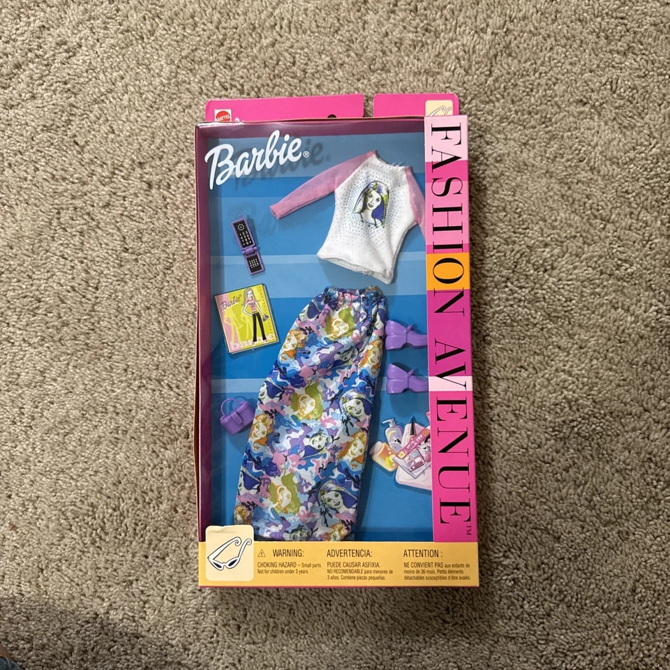 Одежда Barbie Fashion Avenue 2002 Mattel Asst. 25701 никогда не доставался из коробки новый 🌸 - Изображение 1 из 4