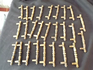 26 Vintage Messing Tür oder Schublade Griffe 4,5" lang 3" Halterung - Bild 1 von 10