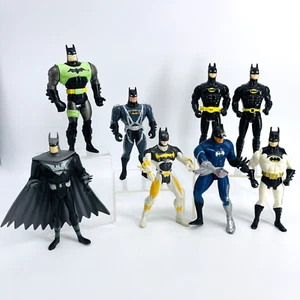 8-ACTION FIGURE VINTAGE 1989-90S KENNER BATMAN FILM BATMAN SERIE ANIMATA-DC - Foto 1 di 23