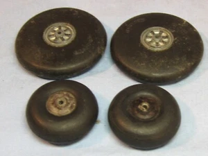 Vintage Lot of 4 Rubber RC Tires, PFRFECT & Unmarked - Picture 1 of 7