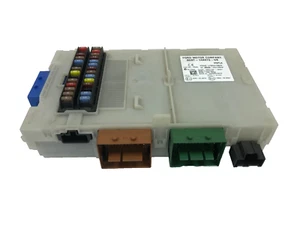 Genuine Ford Mondeo/S-Max/Galaxy 1.8Duratorq Engines Fuse Junction Panel 1681101 - Picture 1 of 4
