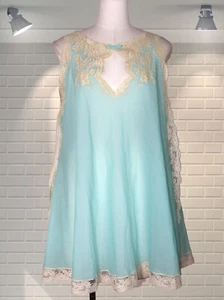 CLASSY! GORGEOUS Vintage 1960s Blue SILK Babydoll Nightie - Neiman Marcus - Picture 1 of 5