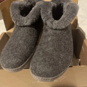 Samuel Hubbard Dreams Slipper Bootie Womens Graphite Heather Slippers 8 M - Picture 1 of 9