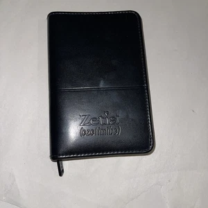 Zetia (Ezetimibe) Notizbuch-/Planeretui aus schwarzem Leder mit Reißverschluss - Bild 1 von 6