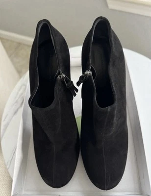 Botines de gamuza Balenciaga negros con cierre de cremallera talla 8 (40) Foto 1 de 4