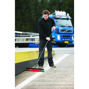 Vikan 311752 Garage Broom, 665 mm, Hard, Black with FREE Wooden Handle - Picture 1 of 4