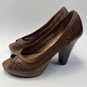 American Eagle Women’s Leather Brown Peep Toe Heels, Size 8. - Picture 1 of 9