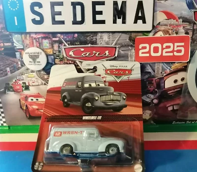 Cars 3- Wheeldell Lee  2021 Serie Tribune Rosse Blister .sing. Mattel 1/55 metal - Immagine 1 di 2