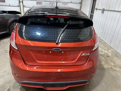 14-19 FORD FIESTA HATCHBACK ST MONTAJE PARACHOQUES TRASERO ROJO PIMIENTA PICANTE METÁLICO EA Foto 1 de 4