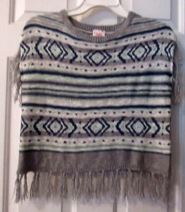 GIRLS GRAY STRIPE JUSTICE SWEATER SHAWL   SIZE M - Picture 1 of 1