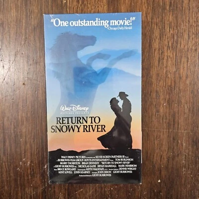 NUEVO VHS sellado de fábrica - Return To Snowy River Brian Dennehy - Walt Disney  Foto 1 de 3