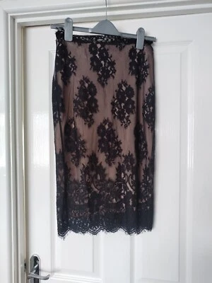 Quiz Ladies Black And Pink Skirt. Size 10 - Image 1 of 4