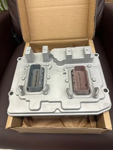NEW CUMMINS OEM 5317106 5290170NX ECM ENGINE CONTROL MODULE - Picture 1 of 3
