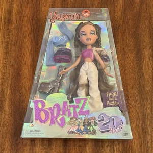 Bratz Yasmin 20 Yearz Anniversary Edition Fashion Doll da Collezione 2021 Sigillato - Foto 1 di 10