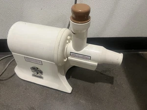 Champion Entsafter Modell G5-NG-853S Schwerlastmotor "Worlds Finest Juicer" VIDEO - Bild 1 von 7