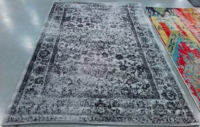 Alfombra GRIS/NEGRO 5'-1" X 7'-6" defecto, precio reducido 1172792569 ADR109B-5 Foto 1 de 4