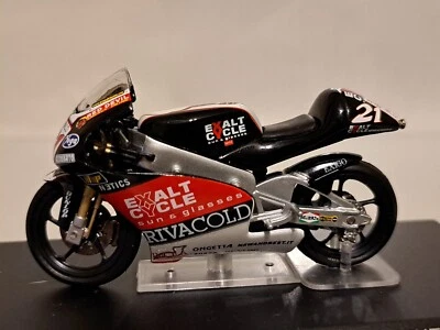1/24 Scale Aprilia RSW 125 Arnaud Vincent 2002 diecast racing motorcycle model  - Image 1 of 4