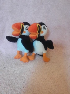 Lot 2 Icelandair Airlines Mascot Puffin Mini Plush - Picture 1 of 6