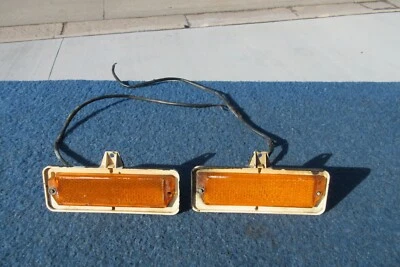 Ford Pinto FRONT SIDE MARKER LIGHTS PAIR 1974 1975 1976 Foto 1 de 4