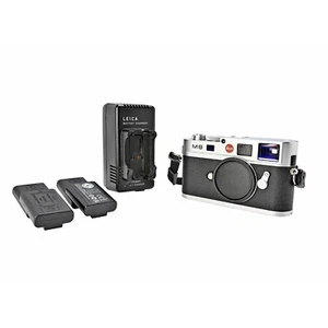 Leica M8 Digital Rangefinder Camera Body - Spares or Repairs - Picture 1 of 12