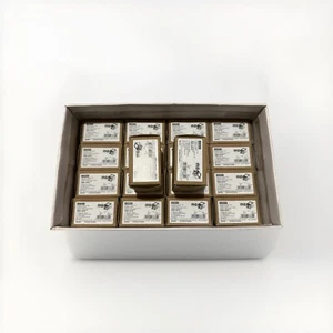 Bundle of 18pcs - Siemens 3RH2122-1AP00 Contactor relay 230 V/AC 10 A - Picture 1 of 3
