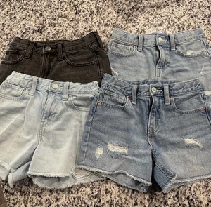 Bundle of 4 Old Navy Jean Shorts for Girls Size 8 Excellent Condition - Picture 1 of 5