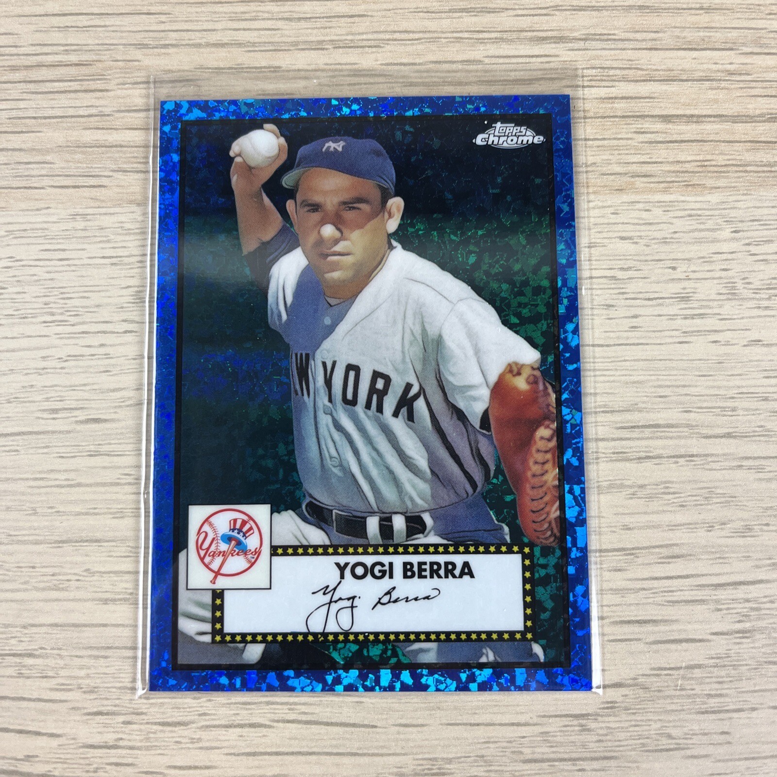 Yogi Berra 2021 Topps Chrome Platinum Anniversary Blue Diamonds SP #ED /199