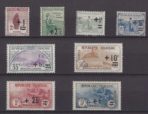TIMBRES FRANCE NEUFS ** N 162/169 ORPHELIN DE LA GUERRE REF N 910 - Foto 1 di 2