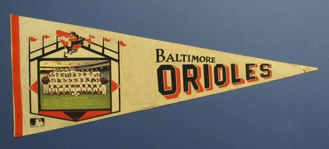 1971 Baltimore Orioles Baseball 30x12 Felt MLB Pennant with Team Photo Cover
