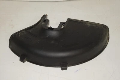 BLACK+DECKER GH900 TRIMMER SAFETY GUARD - Image 1 of 4