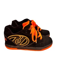Heelys Skateschuhe schwarz & neonorange Größe YTH 5 Unisex mit Rollen - Bild 1 von 9