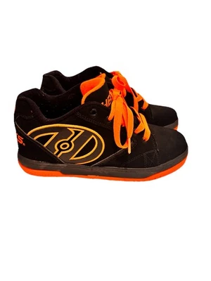 Zapatos de Skate Heelys Negro y Naranja Neón Talla YTH 5 Unisex Con Ruedas Foto 1 de 4