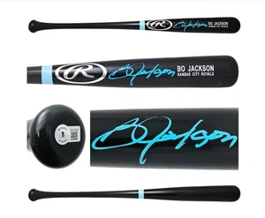 BO JACKSON AUTOGRAPHED BLACK RAWLINGS PLAYER MODEL BAT ROYALS BECKETT Witnessed - Picture 1 of 9